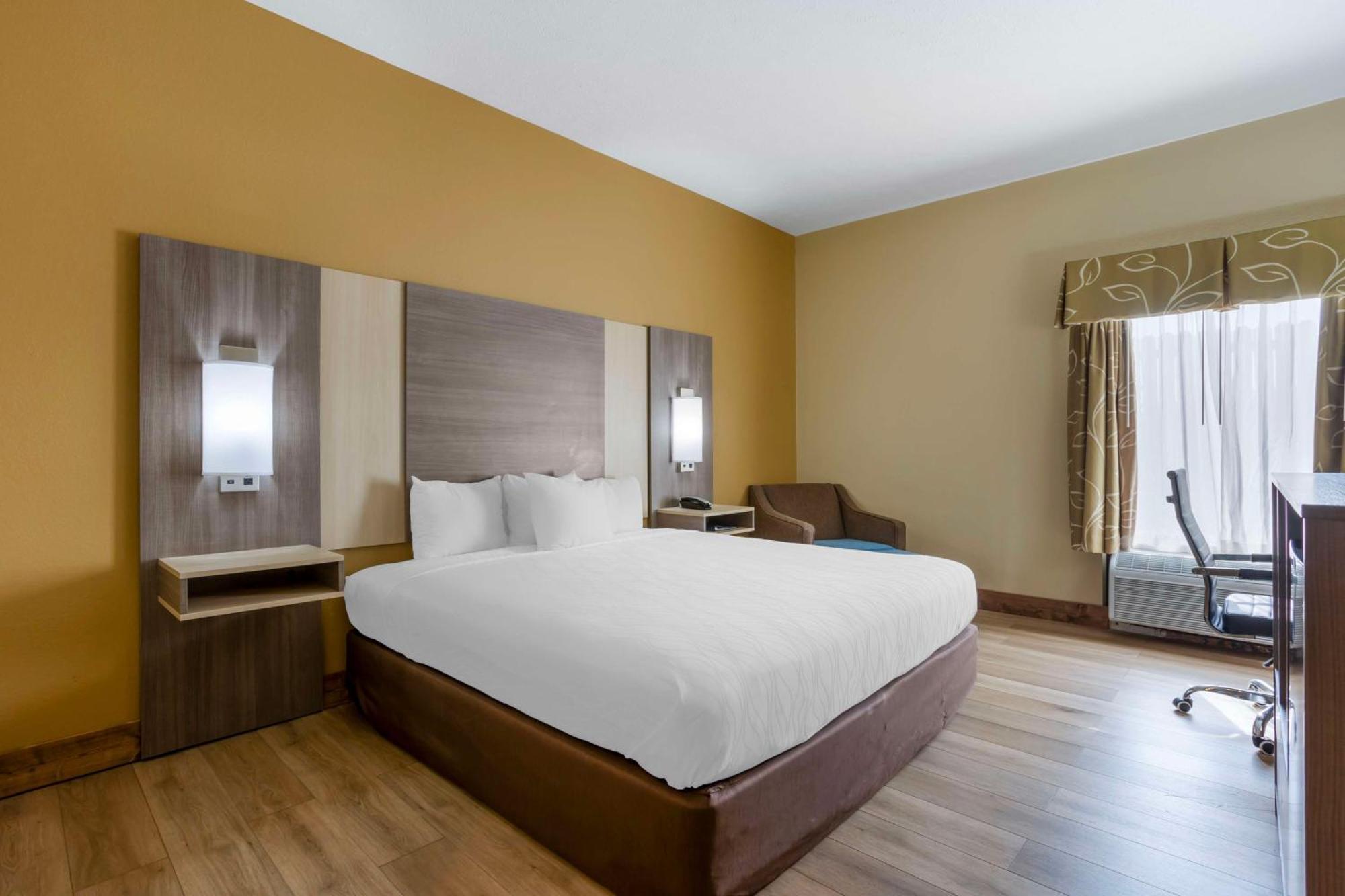 Best Western Plus Springfield Airport Inn Buitenkant foto