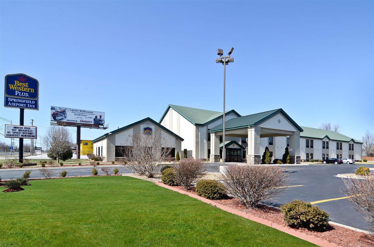 Best Western Plus Springfield Airport Inn Buitenkant foto