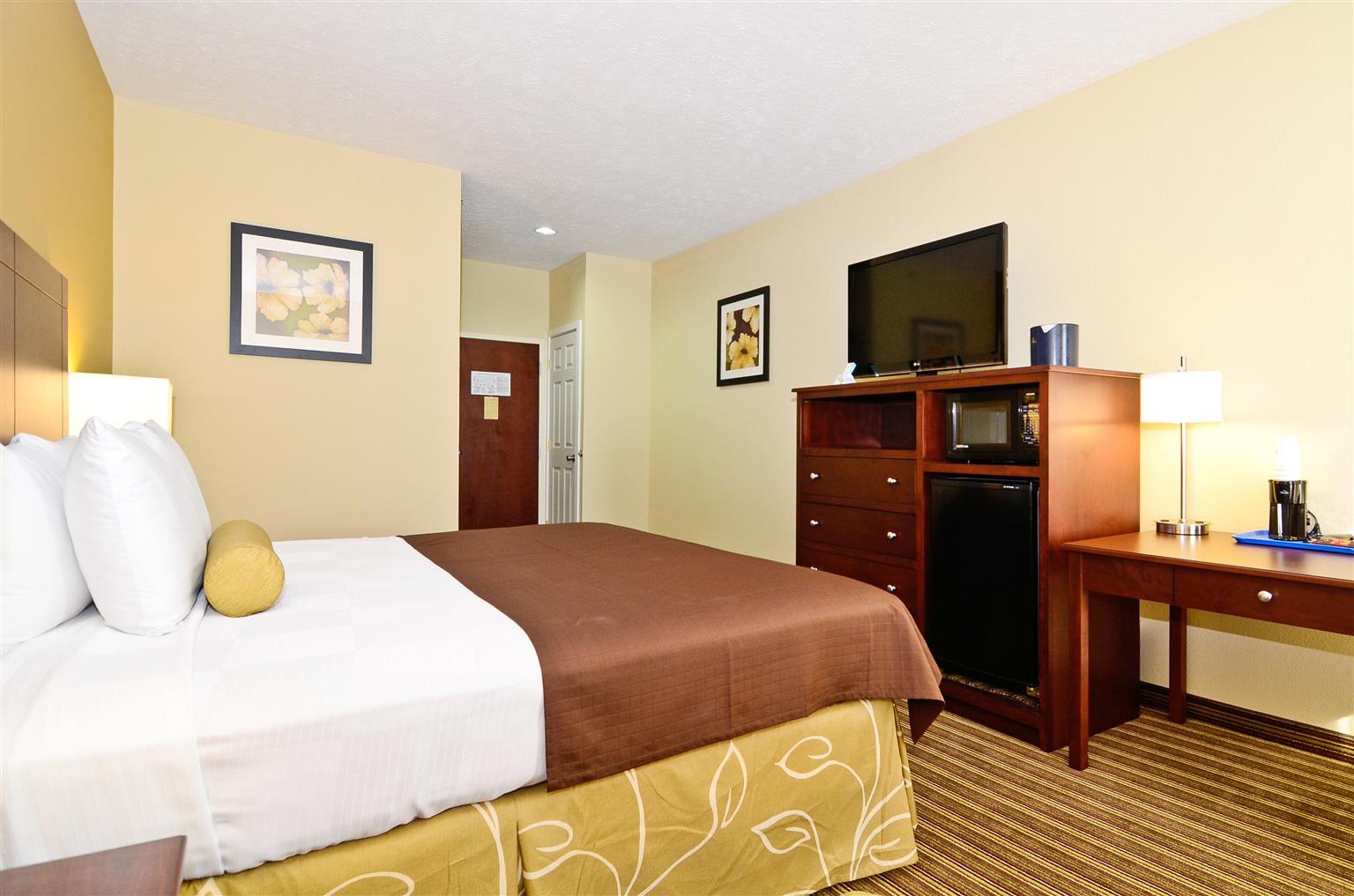 Best Western Plus Springfield Airport Inn Buitenkant foto
